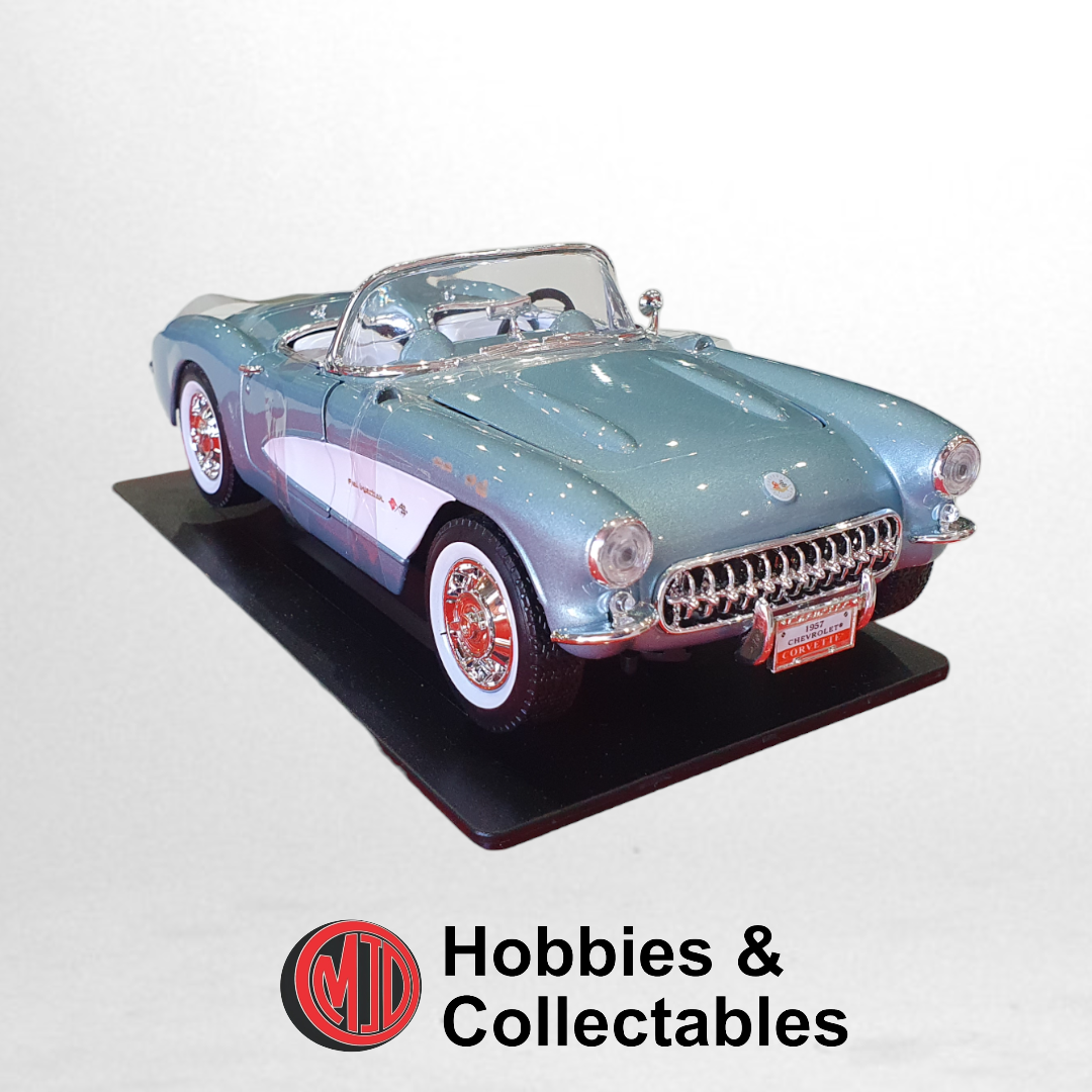 CHEVROLET CORVETTE 1957 #B068 - Silver