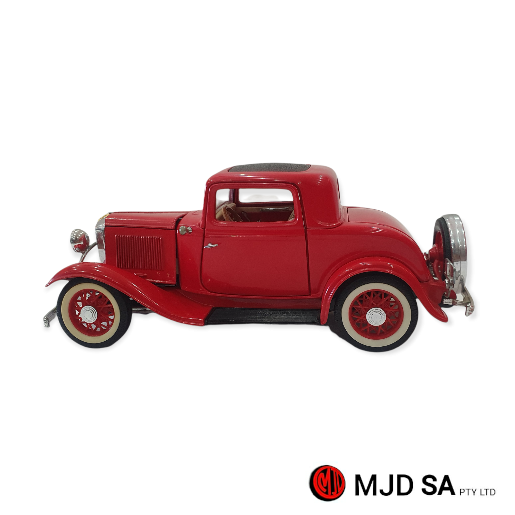 FORD 3-WINDOW 1932 #B097