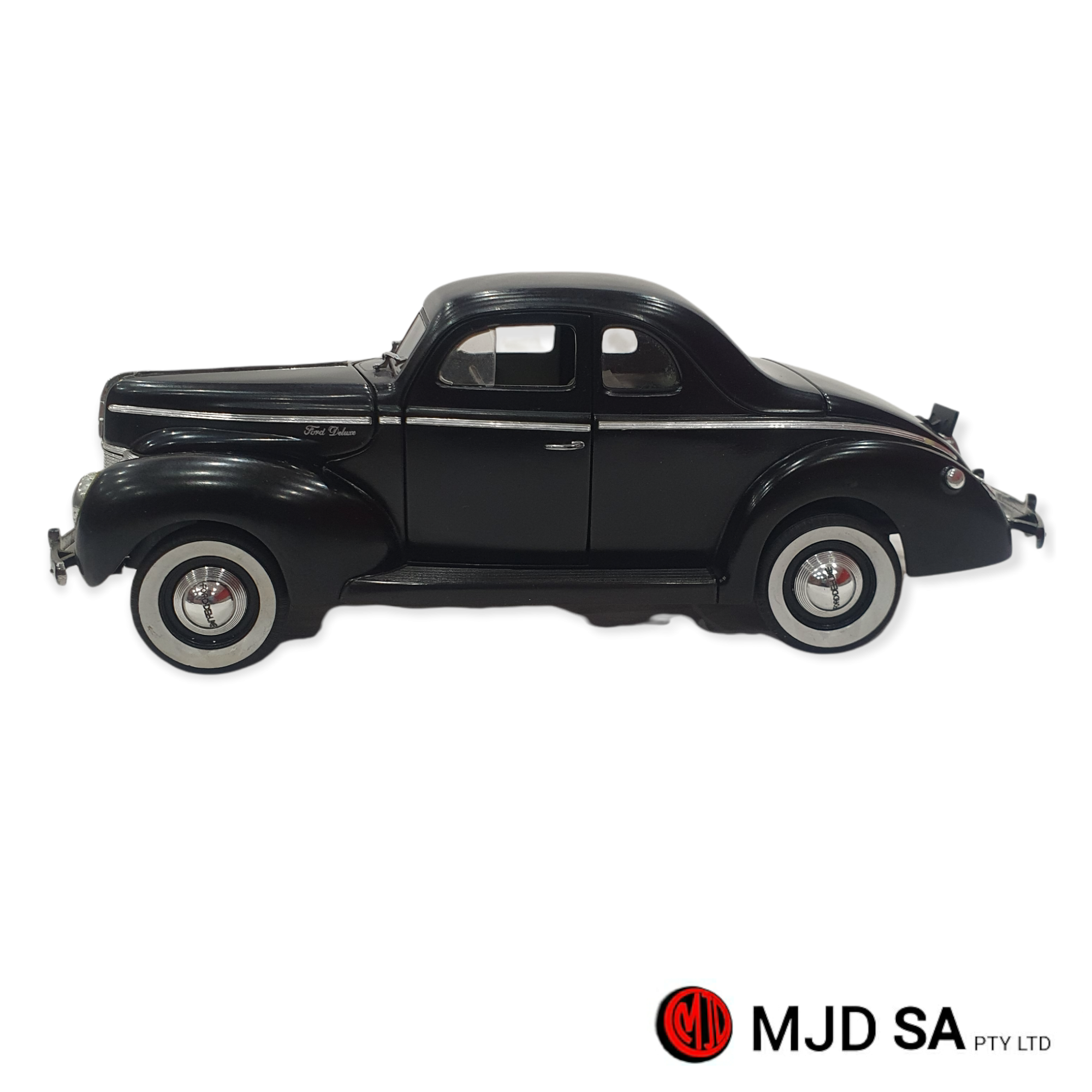 FORD DULUXE COUPE #B107