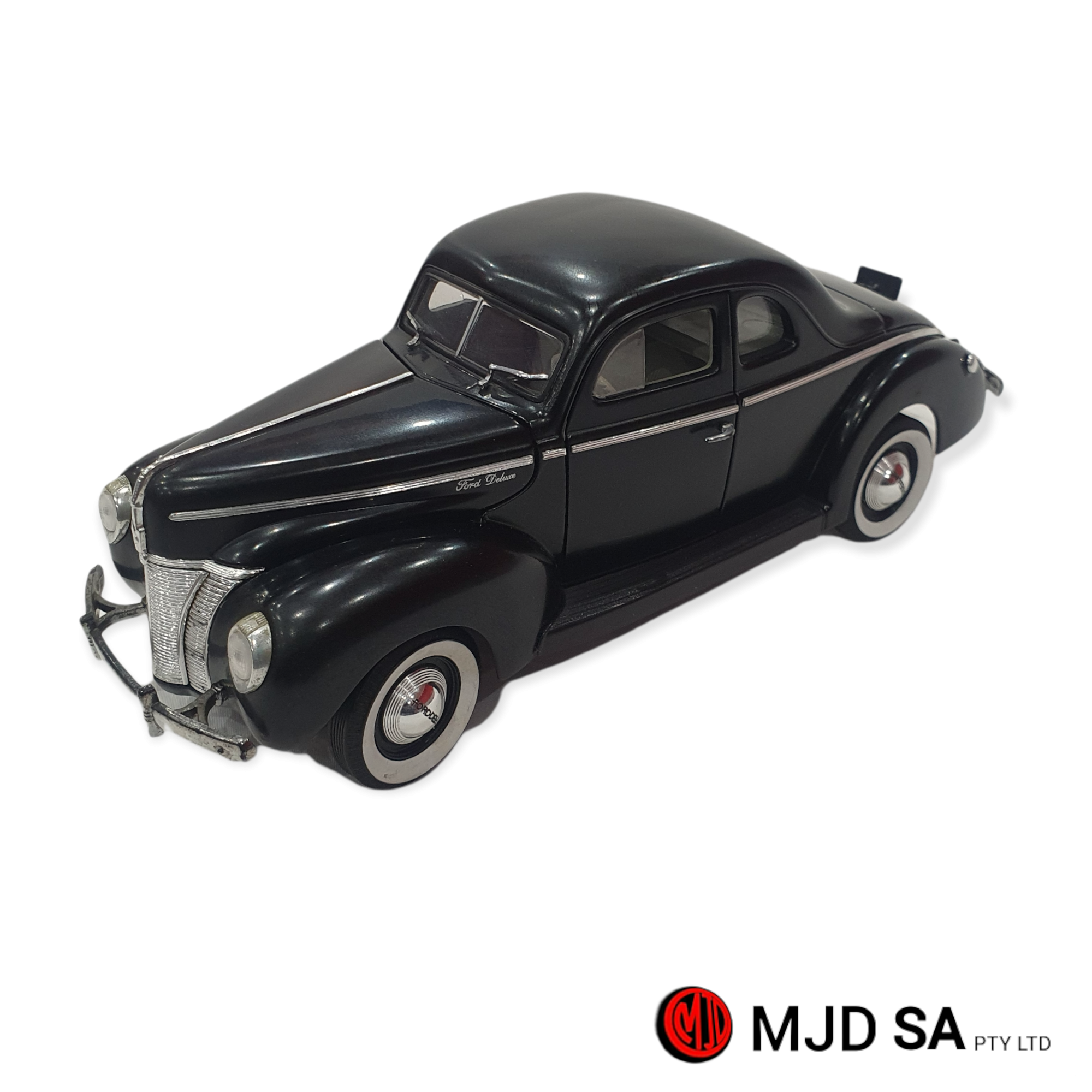 FORD DULUXE COUPE #B107