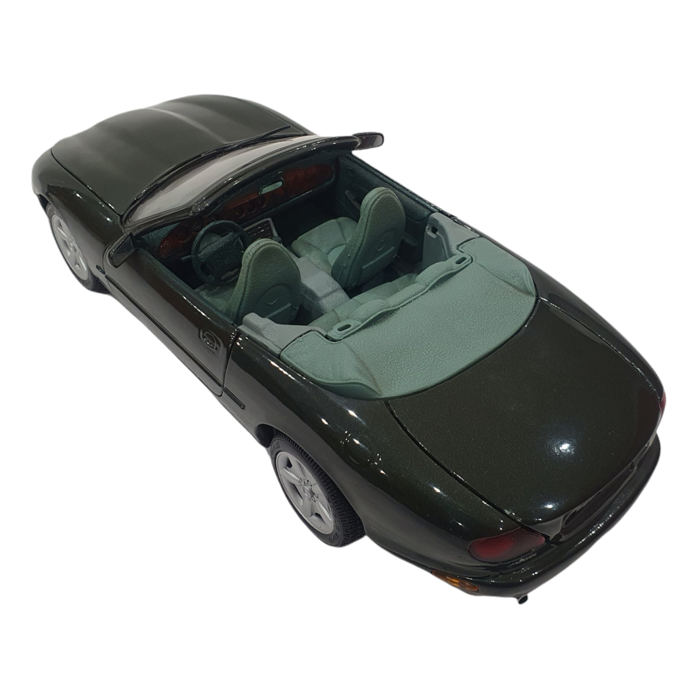 JAGUAR XK8 1996 #B3010