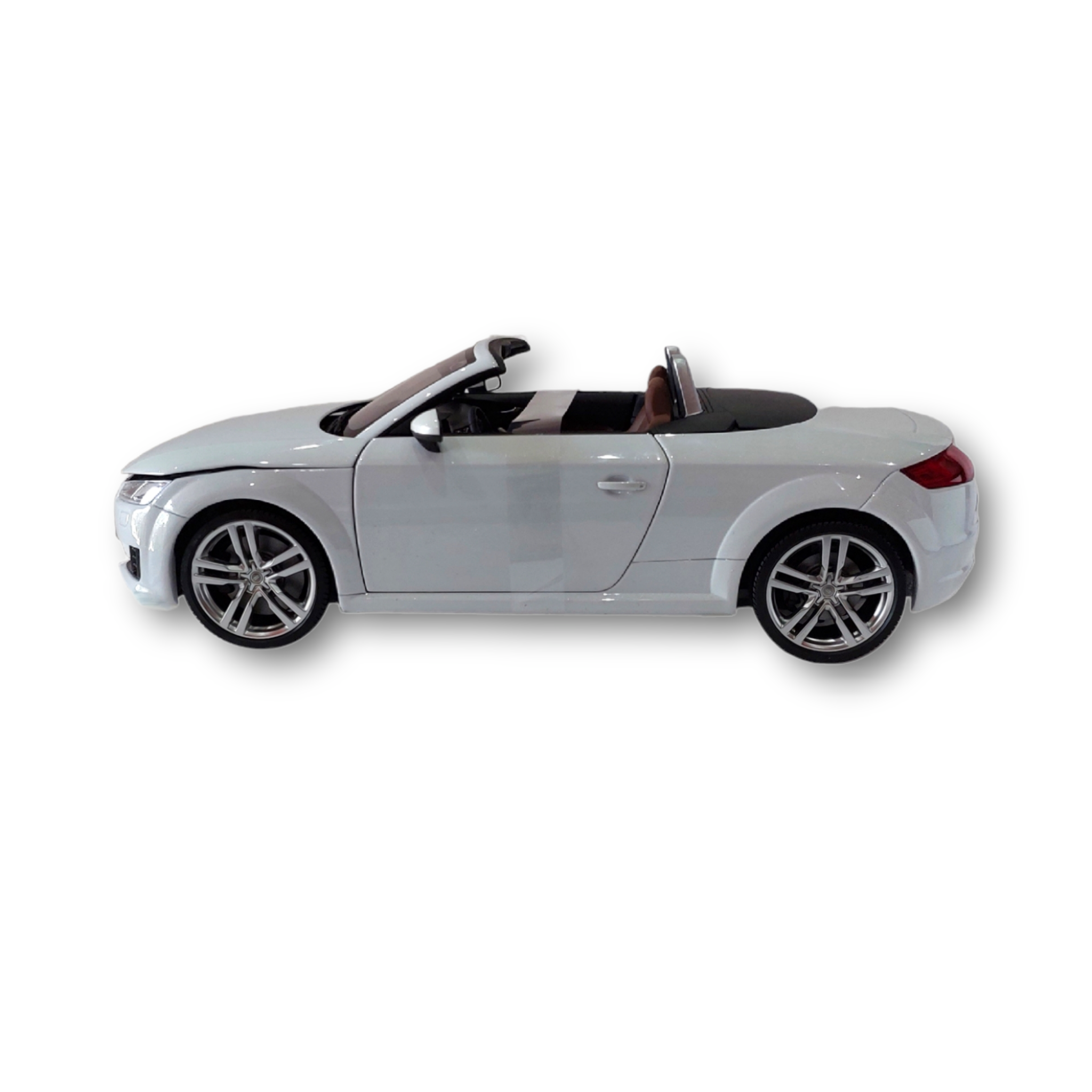 AUDI TT CABRIOLET #B3051